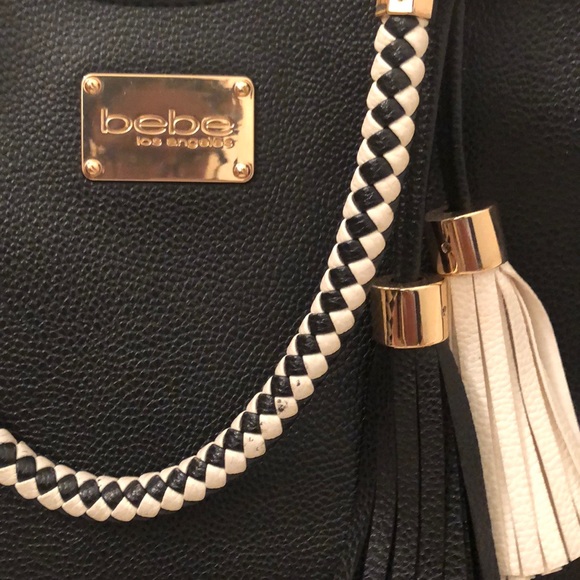 Black hand bag - Picture 2 of 3